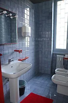 *** Guest house Il Giramondo Milan Italy